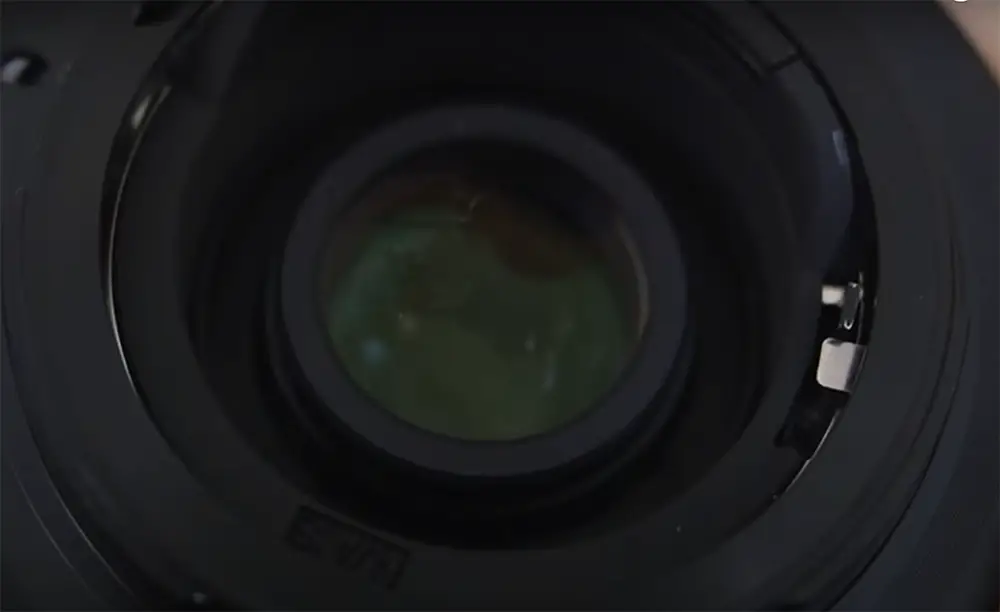 Can Nikon lenses be mounted on Canon DSLRs?