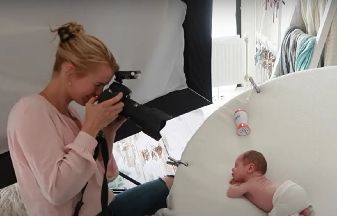 How Long Should You Wait to Take a Newborn Photos After Birth