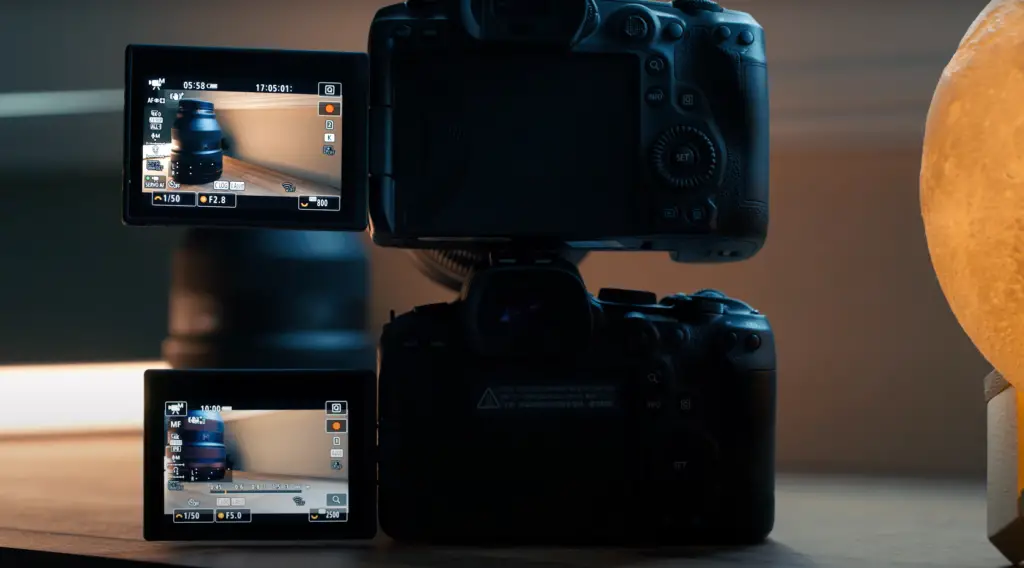 Canon EOS R5 vs. R6: Ease of Use