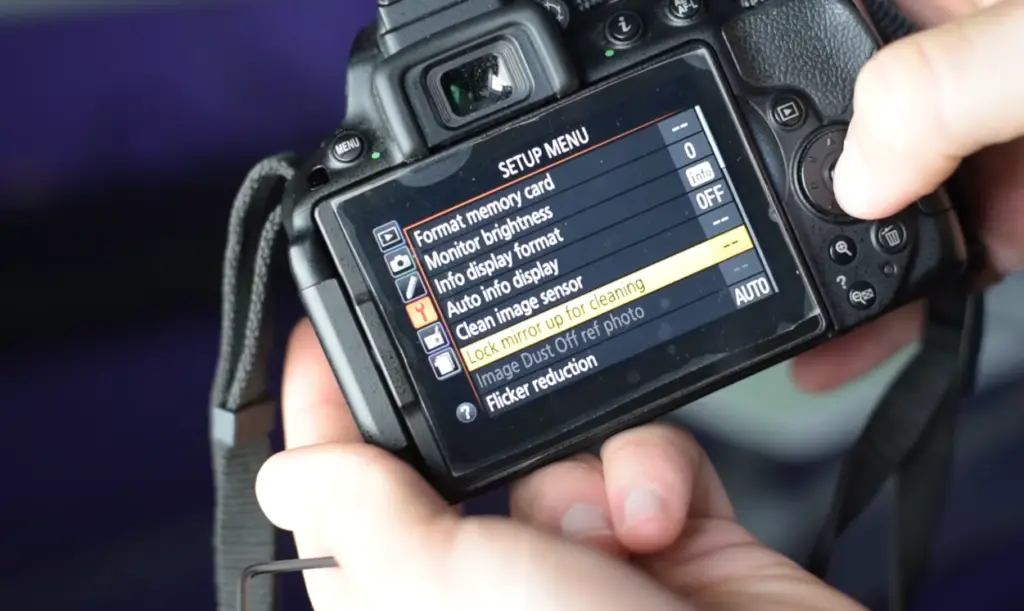 How to Clean a Nikon D750 Image Sensor - iFixit Repair Guide