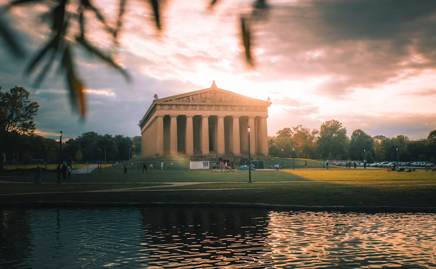 Outdoor Photoshoot Locations in Nashville - FotoProfy