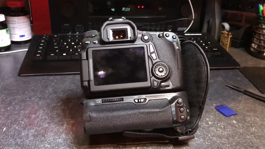 What is a Nikon Camera Flash?